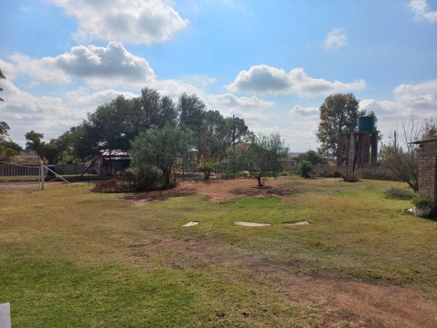 0 Bedroom Property for Sale in Dealesville Free State